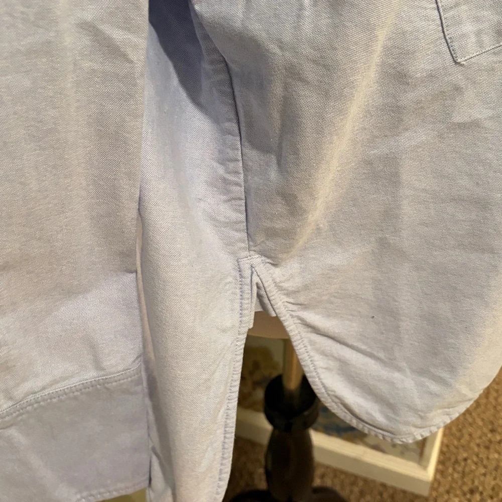 Everlane The Boxy Oxford Organic Cotton Button Down Shirt - Picture 7 of 8